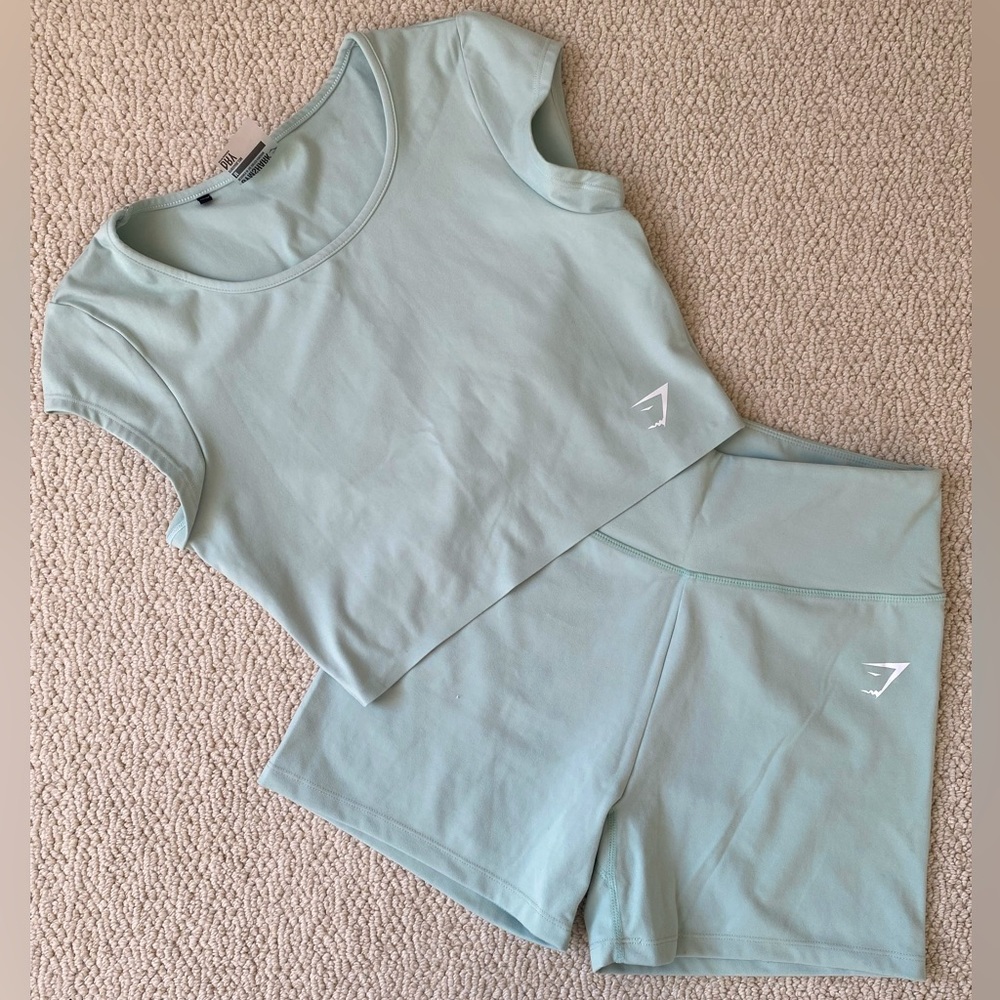GYMSHARK DREAMY Seafoam Green Workout Cap sleeve Crop Top and Shorts - Size M